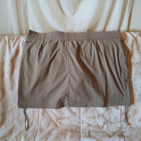 Columbia Sportswear Company Omni-Shield Skort - Picture 4 of 5